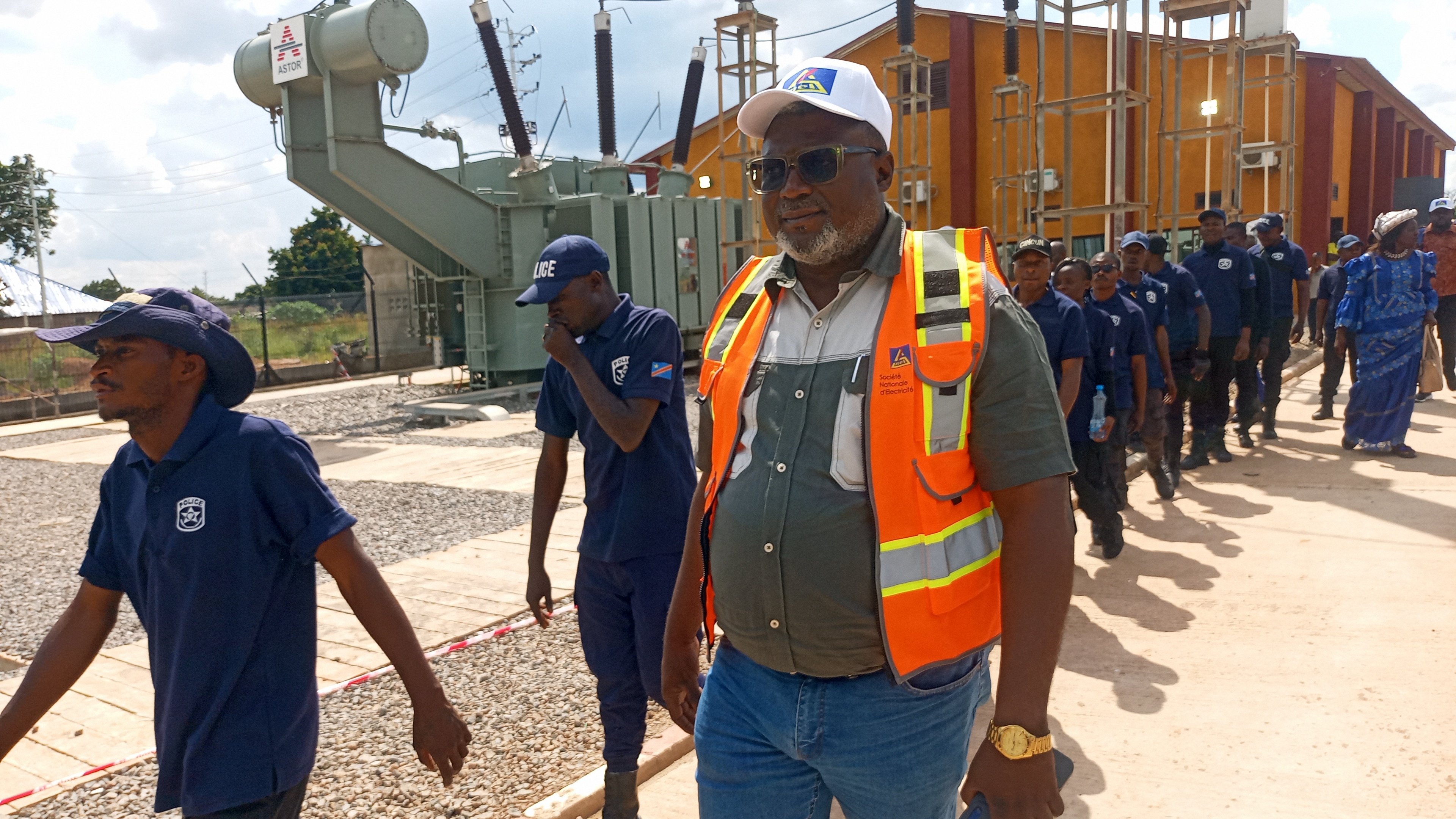 SNEL/HAUT -KATANGA : « L’Architecte du Courant au Grand Katanga » : la présence remarquée du Directeur intérimaire de Transport Sud, Mr. Doudou Bakutu Bosomba à l’inauguration de la ligne stratégique électrique au départ du poste New Kasumbalesa.